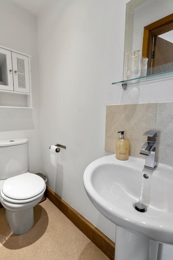 Stunning Sea View Whole Home In Torbay Close To Beach توركواي المظهر الخارجي الصورة
